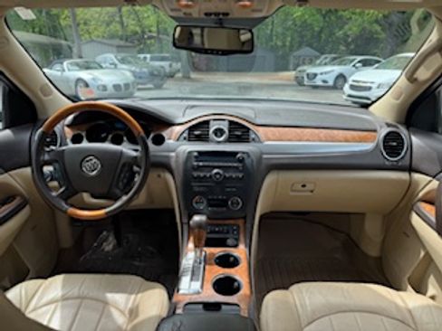 Used 2012 Buick Enclave Premium image 21