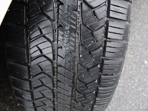 Used 2014 Cadillac XTS Luxury image 32