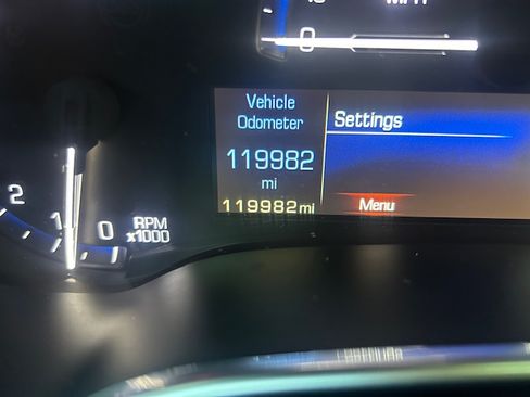 Used 2016 Cadillac SRX FWD Luxury image 12