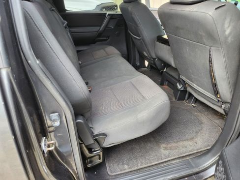 Used 2012 Nissan Titan SV image 13