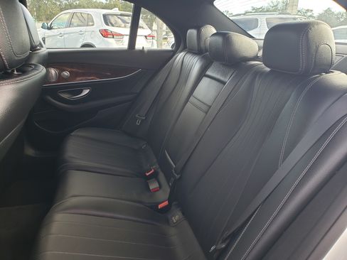 Used 2017 Mercedes-Benz E 300 image 13