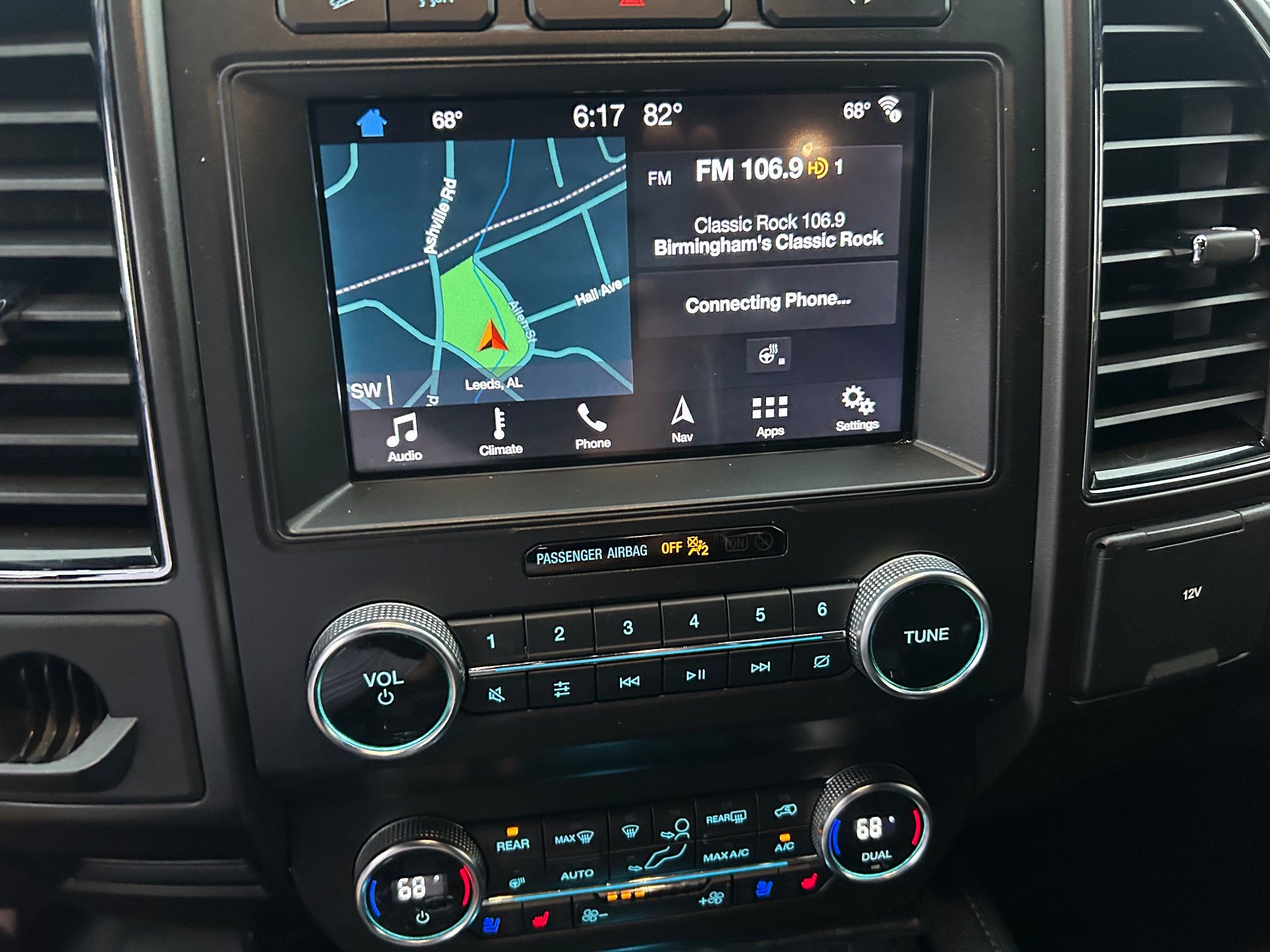 Used 2019 Ford Expedition 4WD Limited image 22