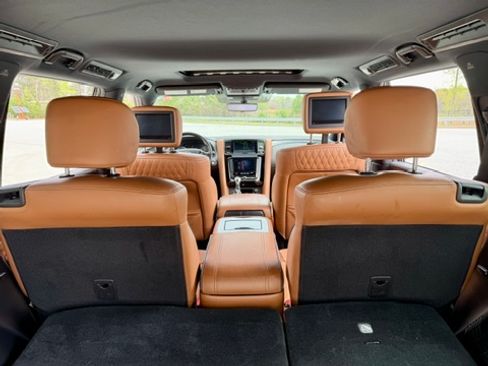 Used 2021 INFINITI QX80 image 13