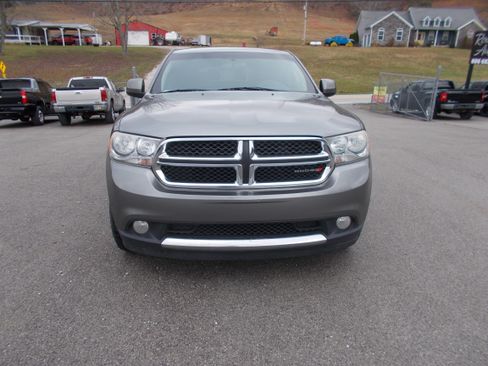 Used 2011 Dodge Durango Express image 2