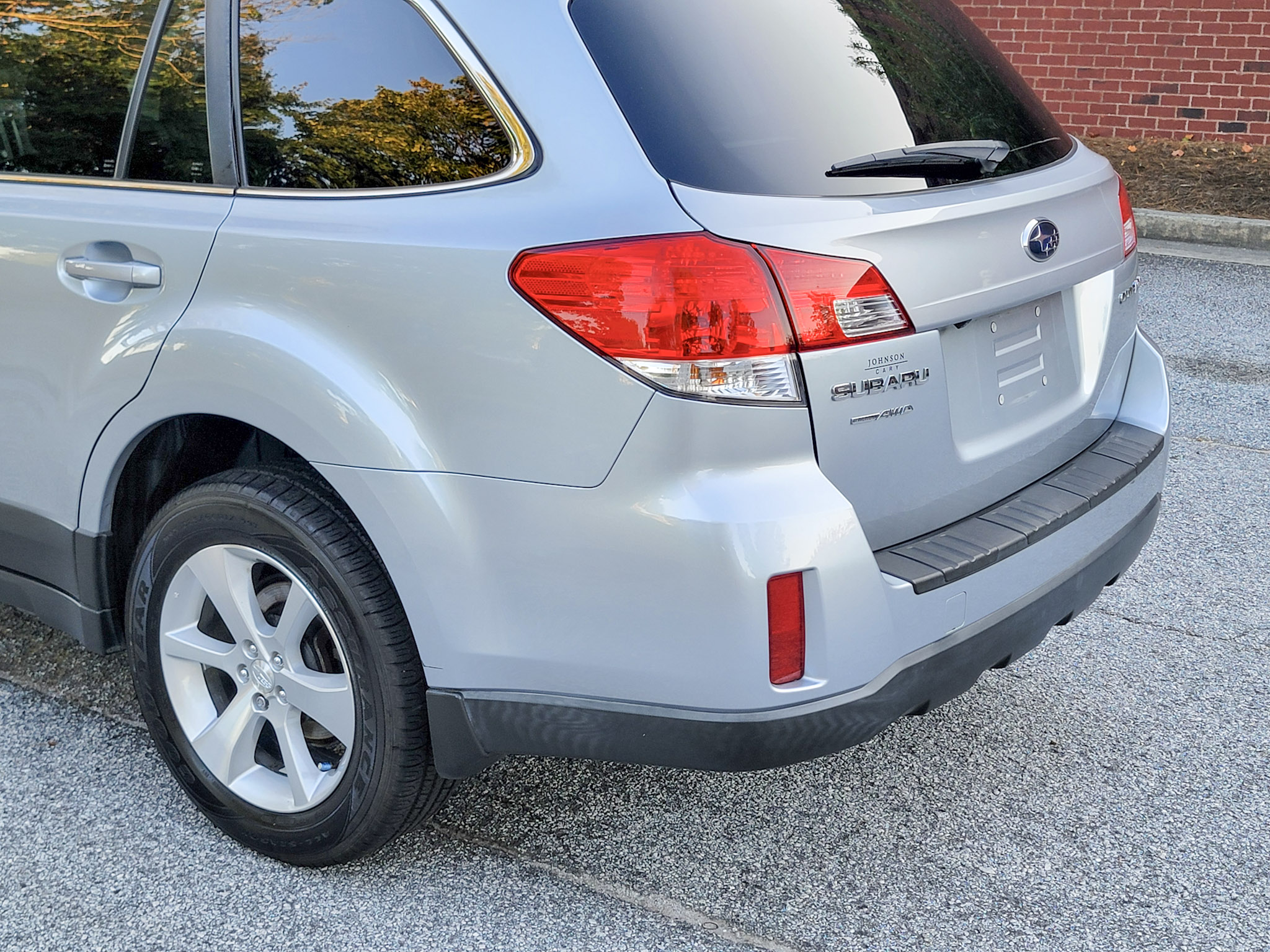 Used 2013 Subaru Outback 2.5i Limited AWD/4WD image 30