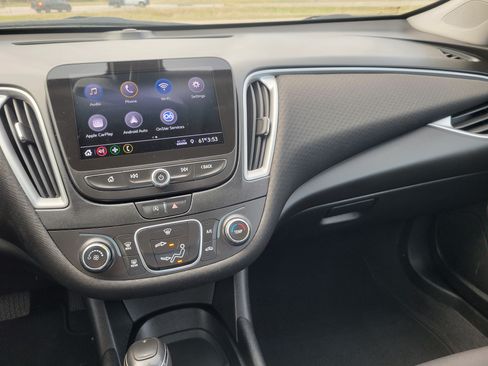 Used 2020 Chevrolet Malibu RS image 13