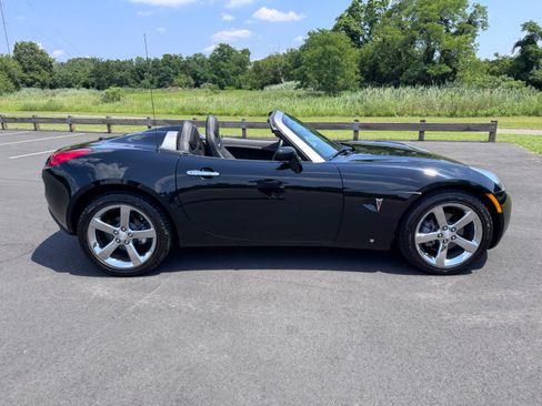 Used 2007 Pontiac Solstice GXP image 34
