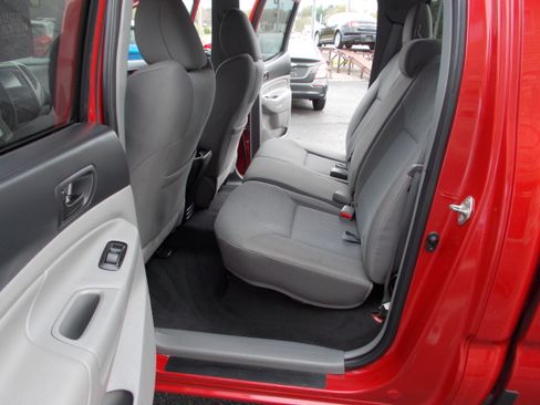 Used 2015 Toyota Tacoma 4x4 Double Cab w/ TRD Package image 14