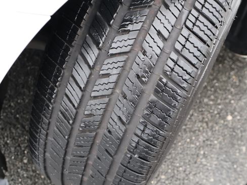 Used 2017 Mercedes-Benz C 300 Luxury image 38