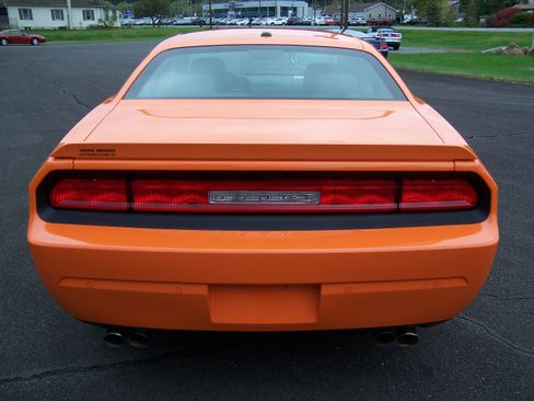 Used 2014 Dodge Challenger R/T Plus image 6