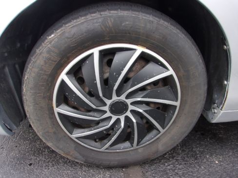 Used 2009 Toyota Camry image 9