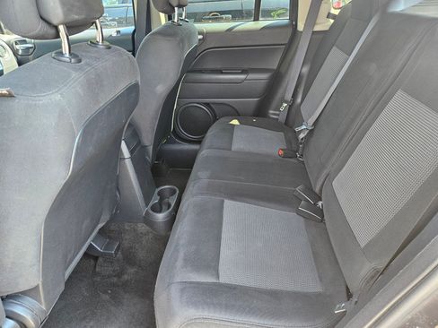 Used 2015 Jeep Compass 4WD Sport image 11