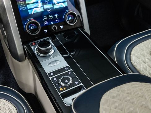 Used 2021 Land Rover Range Rover P525 Westminster Edition LWB image 36