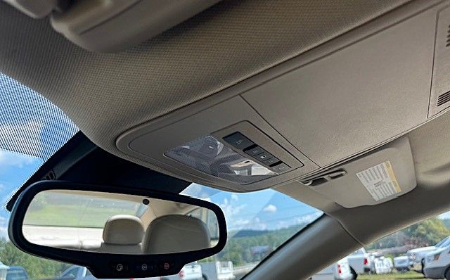 Used 2016 Buick Regal Leather FWD image 33