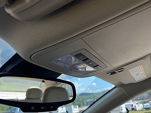 Used 2016 Buick Regal Leather image 33