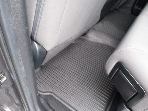 Used 2017 Toyota Tundra SR5 image 28