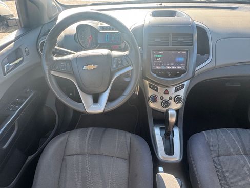 Used 2015 Chevrolet Sonic LT image 20