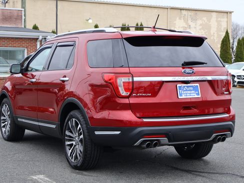 Used 2018 Ford Explorer Platinum image 7