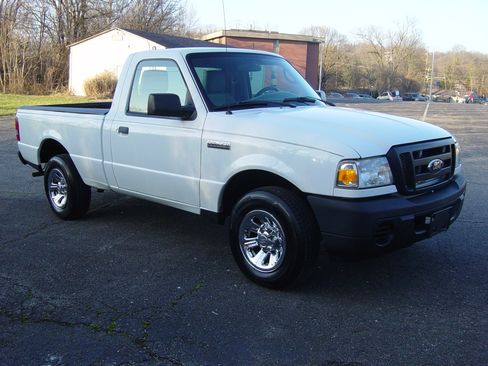 Used 2011 Ford Ranger XL image 4