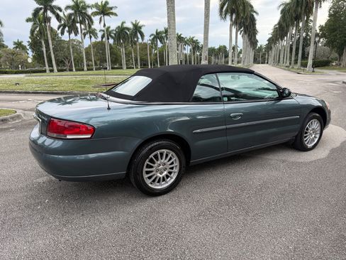 Used 2005 Chrysler Sebring Touring image 41