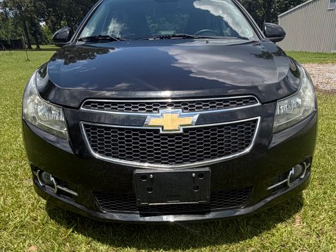 Used 2013 Chevrolet Cruze LT FWD image 2