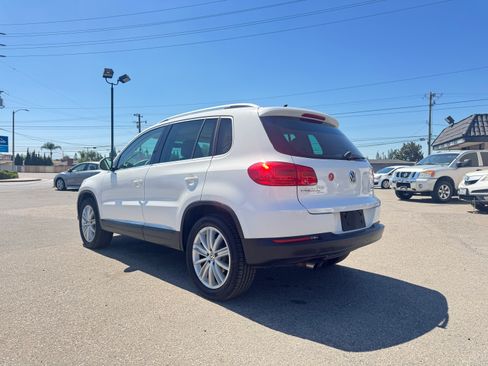 Used 2012 Volkswagen Tiguan FWD image 5