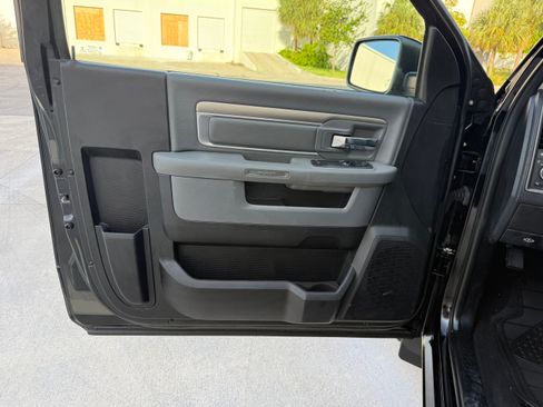 Used 2013 RAM 1500 ST RWD image 72