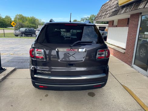 Used 2013 GMC Acadia SLE FWD image 3