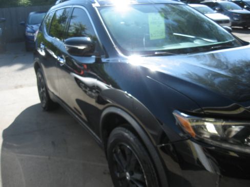 Used 2015 Nissan Rogue AWD image 3