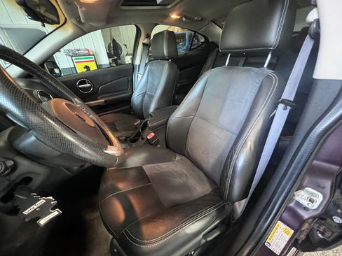 Used 2006 Pontiac Grand Prix GXP image 13