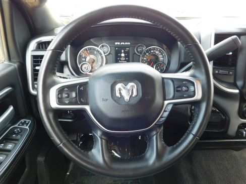 Used 2024 RAM 2500 4x4 Crew Cab Big Horn image 13