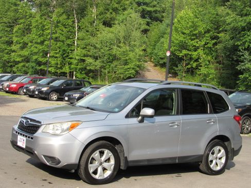 Used 2015 Subaru Forester 2.5i Premium AWD/4WD image 9