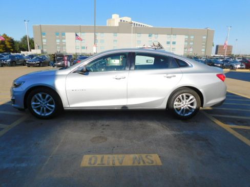 Used 2019 Chevrolet Malibu LT image 6