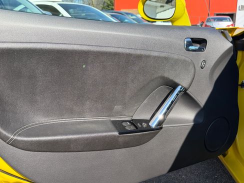 Used 2007 Saturn Sky Red Line image 3