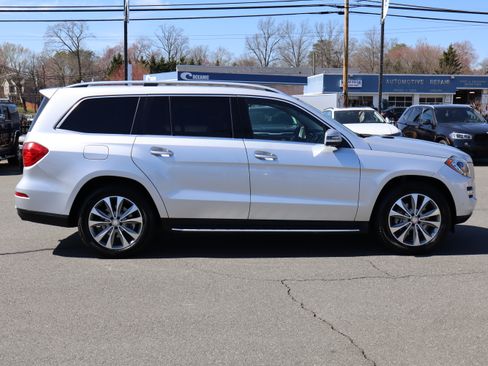 Used 2015 Mercedes-Benz GL 450 image 9