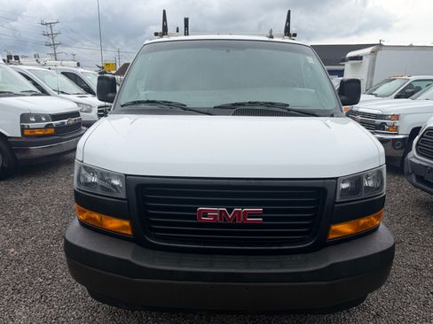 Used 2020 GMC Savana 2500 UNAVAIL RWD image 2