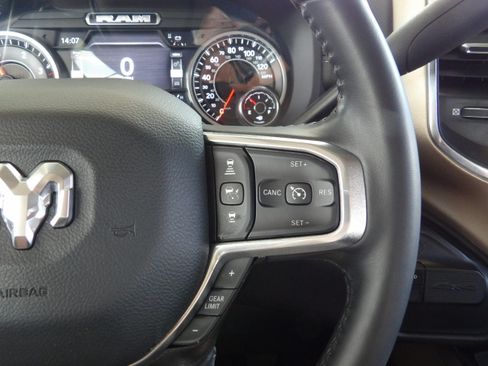 Used 2023 RAM 3500 Laramie image 33