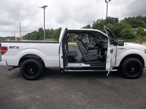 Used 2014 Ford F150 STX image 4
