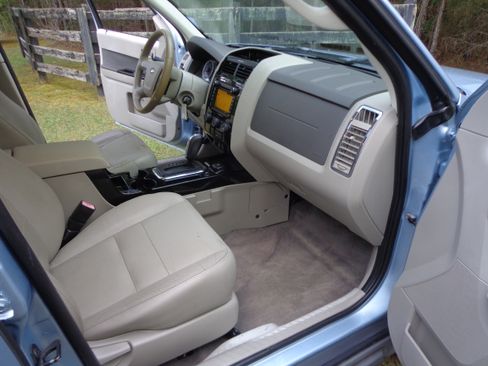 Used 2009 Ford Escape 2WD Hybrid image 12