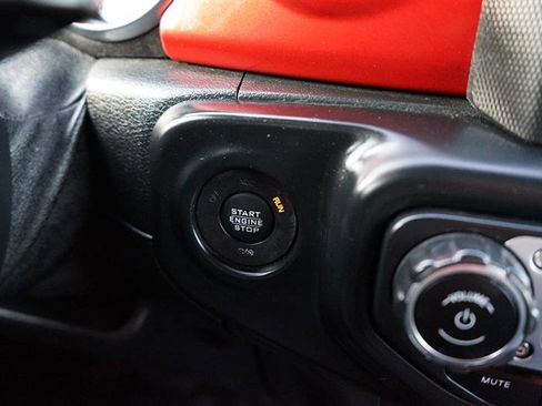 Used 2018 Jeep Wrangler Rubicon image 21