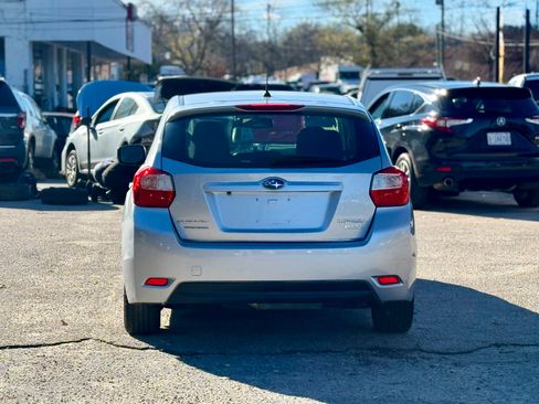 Used 2016 Subaru Impreza 2.0i Premium image 6