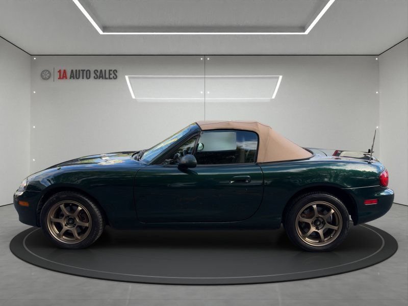Used 2003 MAZDA MX-5 Miata LS RWD image 2