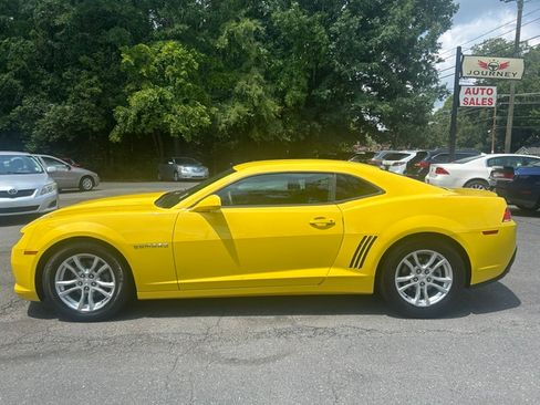 Used 2015 Chevrolet Camaro LS Coupe RWD image 2