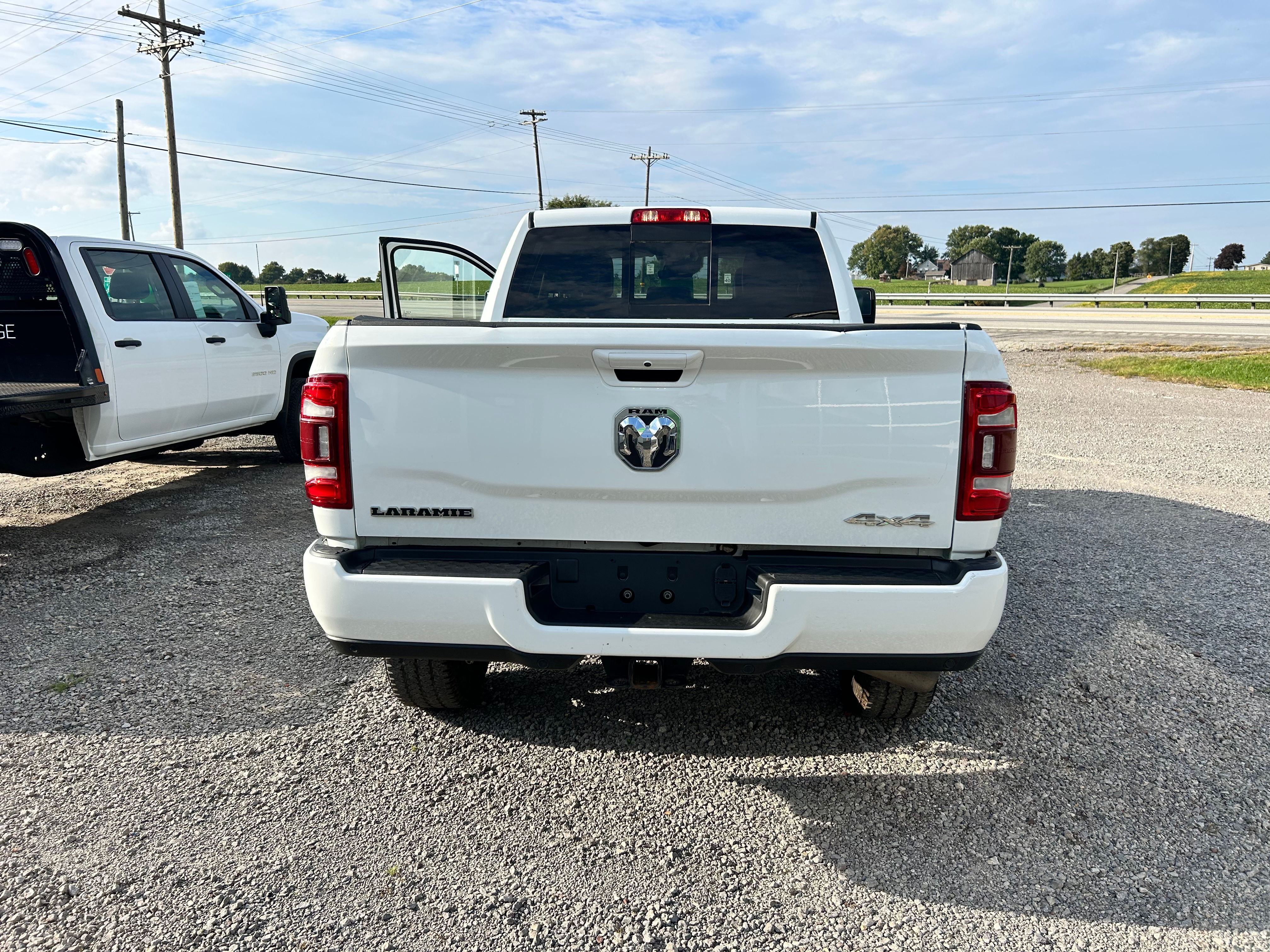 Used 2024 RAM 2500 4x4 Crew Cab Laramie image 12