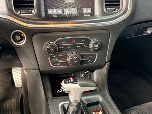 Used 2017 Dodge Charger R/T Scat Pack image 10