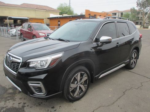 Used 2020 Subaru Forester Touring image 5