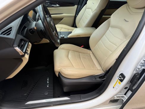 Used 2020 Cadillac CT6 Luxury image 7