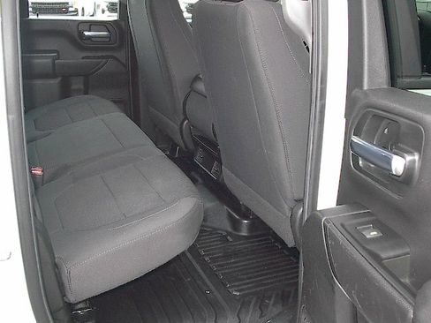 Used 2022 Chevrolet Silverado 2500 W/T AWD/4WD image 14