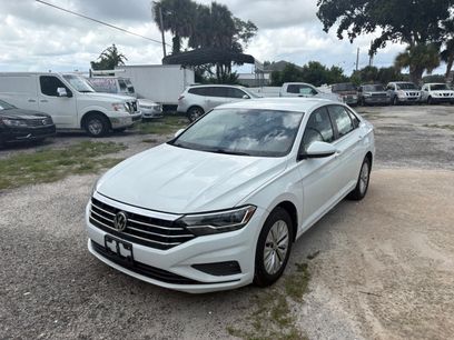 Used 2019 Volkswagen Jetta SE Sedan