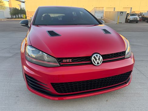 Used 2017 Volkswagen GTI Sport image 19